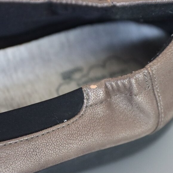 Clarks Cloud Stepper Soft Cushion Size 9 Womens Shoe Bronze - Picture 3 of 11